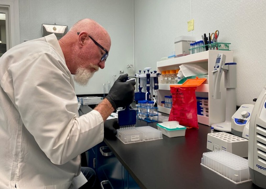 Steve Evans in the lab Steve Evans in the lab